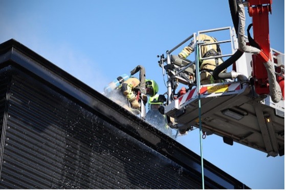 uhd-blussen-spouwmuur-autodealer-heemstede